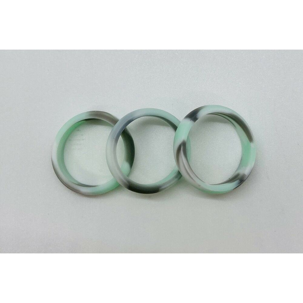 Silicone Weddings Ring For Women - Mint Chip Camo  (1 Ring) - Picture 5 of 8